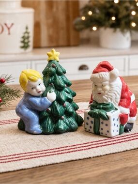 Vintage Santa and Child Salt & Pepper Shaker Set